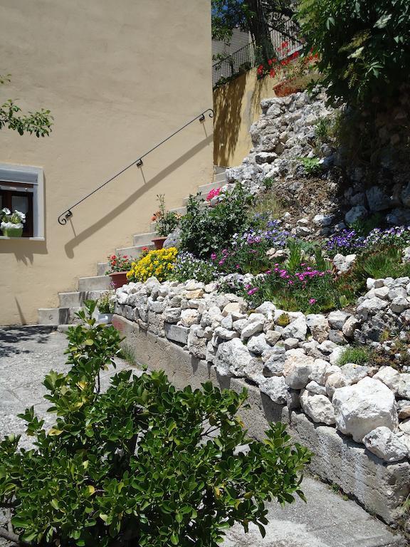 Hotel La Candeletta Santo Stefano Di Sessanio Exterior foto